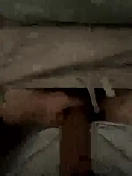 Frankieyyy1 online show from January 18, 2026, 11:08 pm