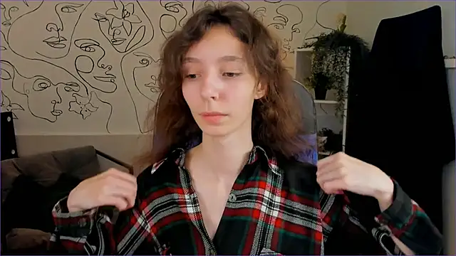 EmmanuellBrown online show from October 3, 2025, 12:17 pm