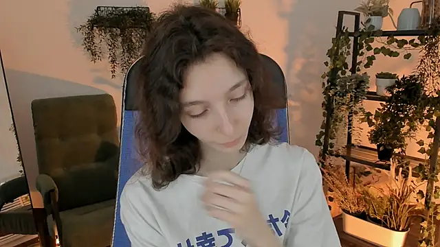 EmmanuellBrown online show from April 5, 2026, 1:23 am