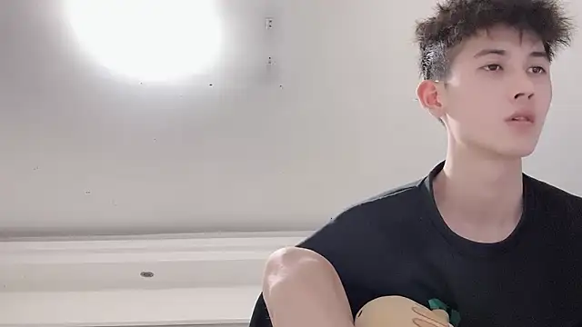 xiaojie2563 online show from November 4, 2025, 9:35 am