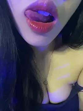 Mon monbaby online show from September 28, 2025, 6:15 pm