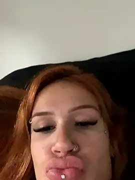 Snapshot of sereiaruiva99 chatting on February 17, 2026, 6:27 pm sereiaruiva99 online show from February 17, 2026, 6:27 pm