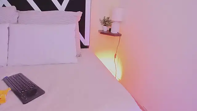 Snapshot of salem_sp chatting on November 14, 2025, 7:06 pm salem sp online show from November 14, 2025, 7:06 pm