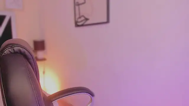 Snapshot of salem_sp chatting on January 9, 2026, 12:23 pm salem sp online show from January 9, 2026, 12:23 pm