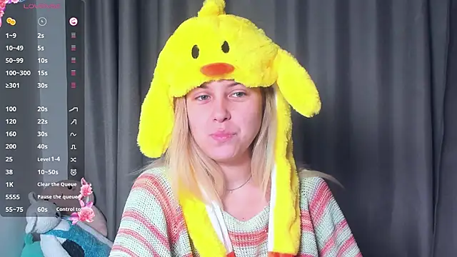 Snapshot of AngelAnty chatting on October 31, 2025, 3:19 pm AngelAnty online show from October 31, 2025, 3:19 pm