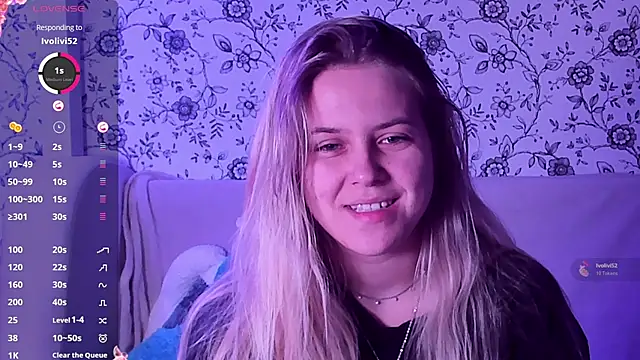 Snapshot of AngelAnty chatting on December 5, 2025, 3:10 pm AngelAnty online show from December 5, 2025, 3:10 pm