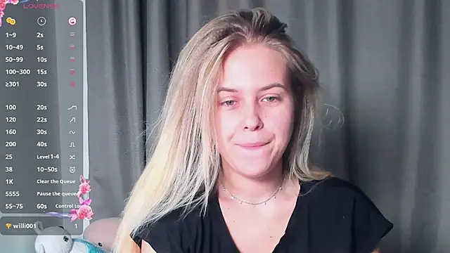 Snapshot of AngelAnty chatting on November 2, 2025, 3:06 pm AngelAnty online show from November 2, 2025, 3:06 pm