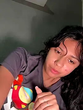 lynn9000 online show from September 14, 2025, 6:25 am