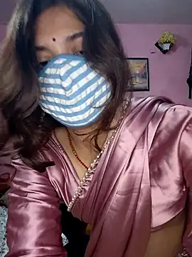 hiddennisha online show from March 11, 2026, 6:57 pm