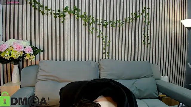 Michele Greenn online show from November 3, 2025, 1:11 am