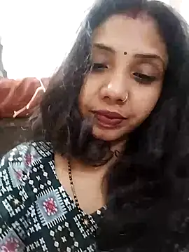 Snapshot of Madem-18 chatting on September 13, 2025, 10:15 am Madem-18 online show from September 13, 2025, 10:15 am