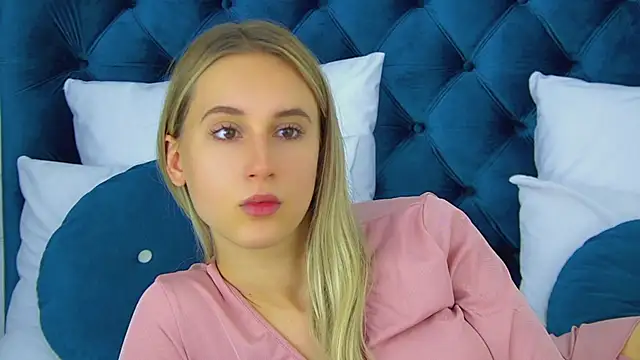 VictoriaHopsons online show from September 20, 2025, 6:40 am