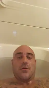 Snapshot of Bulbasaurisme chatting on November 6, 2025, 12:25 am Bulbasaurisme online show from November 6, 2025, 12:25 am