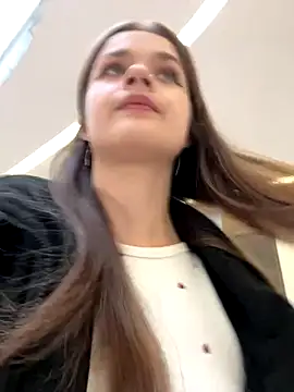 KittyQueeny online show from September 15, 2025, 2:17 pm