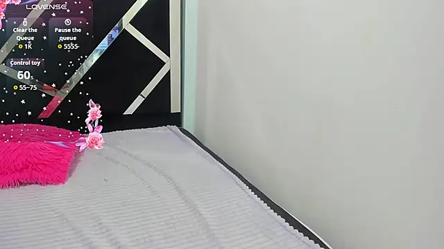 Snapshot of iisabella_noa chatting on October 8, 2025, 1:12 pm iisabella noa online show from October 8, 2025, 1:12 pm