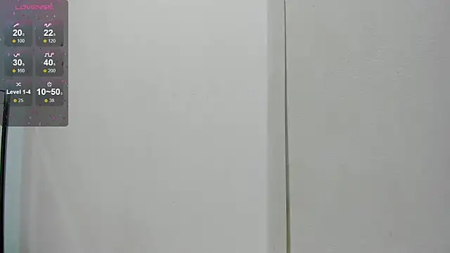 Snapshot of iisabella_noa chatting on October 31, 2025, 12:24 pm iisabella noa online show from October 31, 2025, 12:24 pm