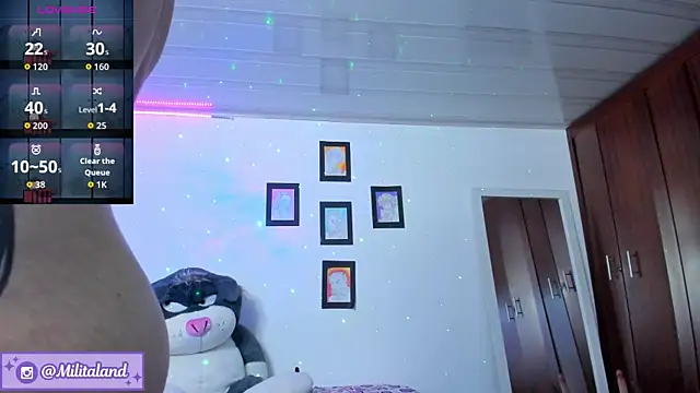 milita houston online show from September 9, 2025, 3:16 am