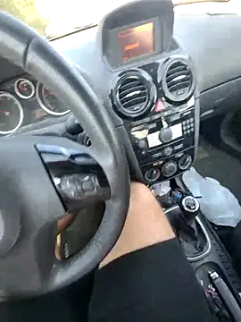 Snapshot of giova17cm chatting on September 20, 2025, 9:25 am giova17cm online show from September 20, 2025, 9:25 am