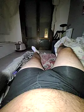 Snapshot of giova17cm chatting on September 19, 2025, 7:40 pm giova17cm online show from September 19, 2025, 7:40 pm