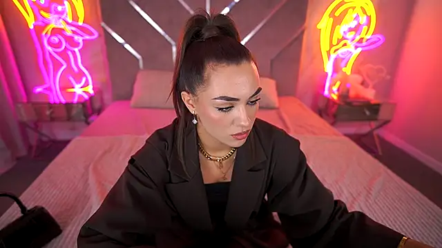 Snapshot of EricaSin chatting on September 10, 2025, 2:38 pm EricaSin online show from September 10, 2025, 2:38 pm