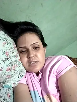 Snapshot of Nil_pori87 chatting on August 5, 2026, 1:05 pm Nil pori87 online show from August 5, 2026, 1:05 pm