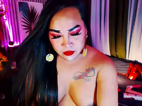 CumFactoryLuna online show from April 4, 2026, 10:33 am