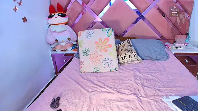 BrittanyBoa online show from January 18, 2026, 8:45 pm