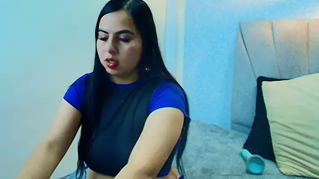 Aly Smith  online show from October 1, 2025, 12:09 pm