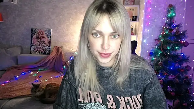 NickyAdamidi online show from December 15, 2025, 7:09 pm