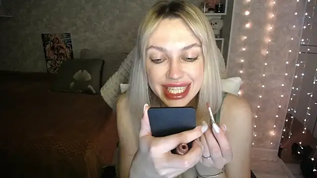 Snapshot of NickyAdamidi chatting on November 20, 2025, 4:29 pm NickyAdamidi online show from November 20, 2025, 4:29 pm