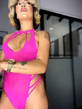 MystiqueXXX online show from February 25, 2026, 1:22 pm