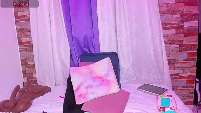 Brandy brown  online show from March 9, 2026, 11:41 pm