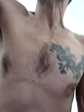 hotmen83 online show from September 29, 2025, 9:49 am