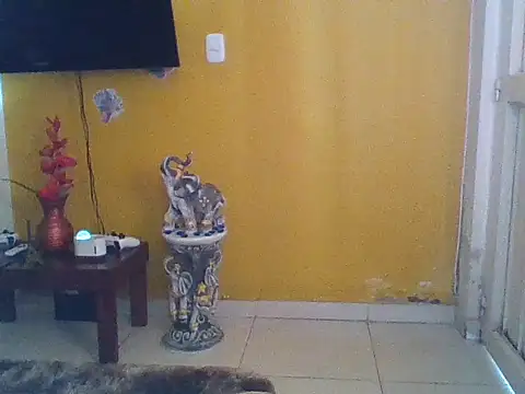 EmmaSplycer02 online show from April 16, 2026, 9:39 pm