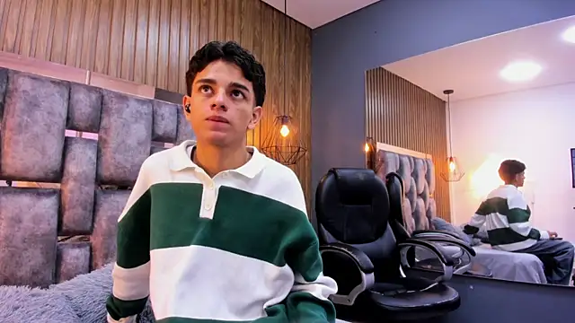 owen  johnson online show from February 28, 2026, 12:05 pm