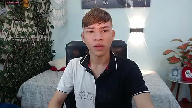 nathanclay online show from September 11, 2025, 12:49 pm