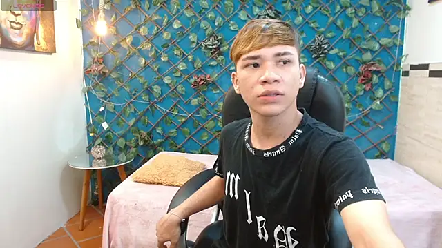 nathanclay online show from March 7, 2026, 4:01 pm