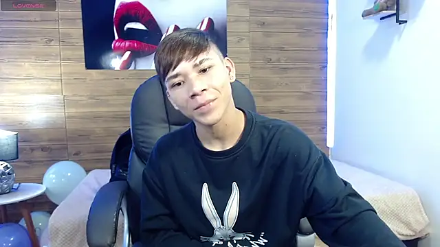 nathanclay online show from October 9, 2025, 3:40 am