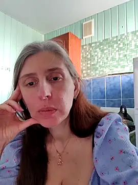 Snapshot of CandiCole chatting on May 8, 2026, 7:12 am CandiCole online show from May 8, 2026, 7:12 am