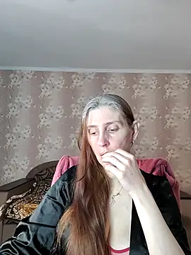 Snapshot of CandiCole chatting on May 19, 2026, 7:26 am CandiCole online show from May 19, 2026, 7:26 am
