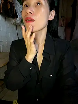 MinHiNi online show from October 2, 2025, 1:20 am