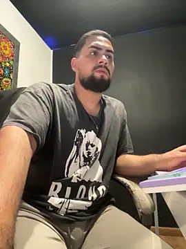 Yuber3 online show from September 30, 2025, 5:46 am