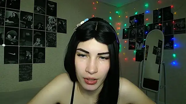 mskissa online show from September 30, 2025, 4:02 pm