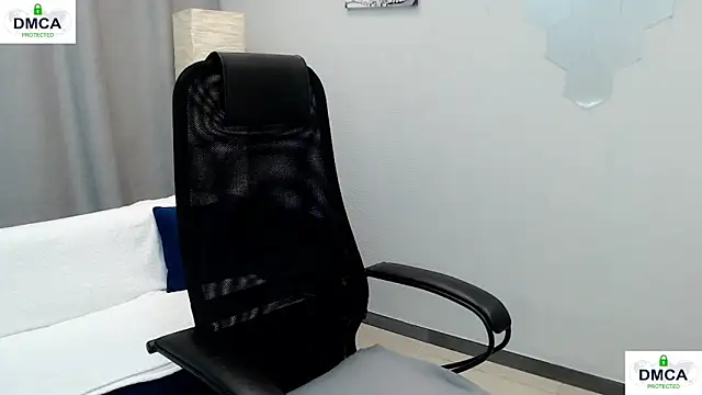 Pion 01 online show from October 15, 2025, 4:33 am