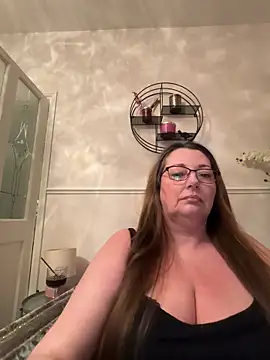 BuxomKitty BBW online show from March 8, 2026, 7:39 pm