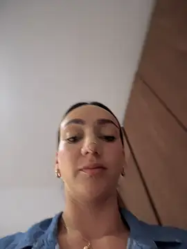 Ninabigtitied online show from April 21, 2026, 11:50 am