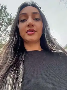 Snapshot of Ninabigtitied chatting on November 13, 2025, 12:42 pm Ninabigtitied online show from November 13, 2025, 12:42 pm