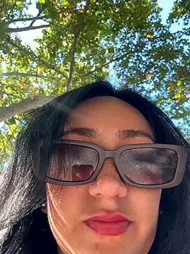 Snapshot of Ninabigtitied chatting on September 18, 2025, 10:07 am Ninabigtitied online show from September 18, 2025, 10:07 am