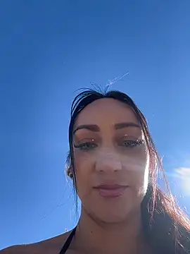 Snapshot of Ninabigtitied chatting on November 3, 2025, 11:25 am Ninabigtitied online show from November 3, 2025, 11:25 am