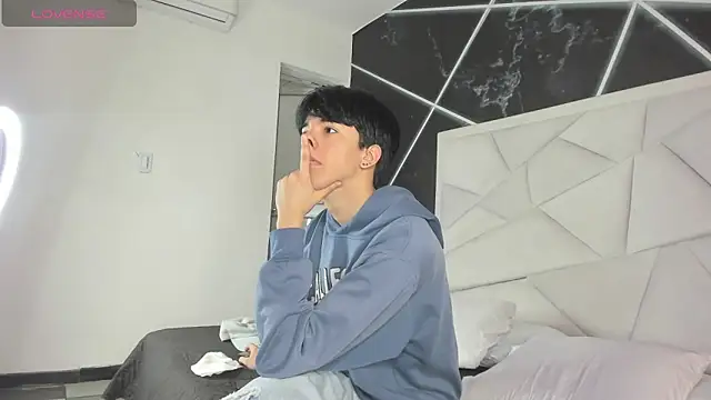 Snapshot of AerumChae chatting on June 1, 2026, 1:00 pm AerumChae online show from June 1, 2026, 1:00 pm